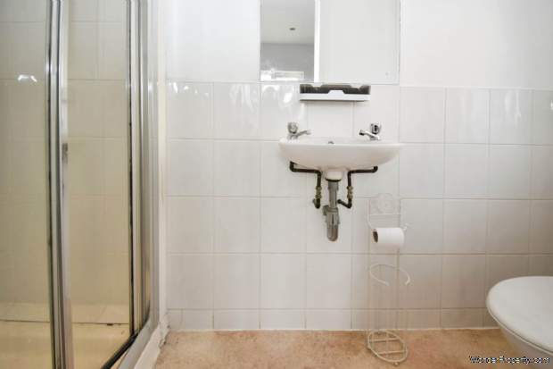 Additional Property Image 5 bedroom Semi Detached to rent in Prenton 11