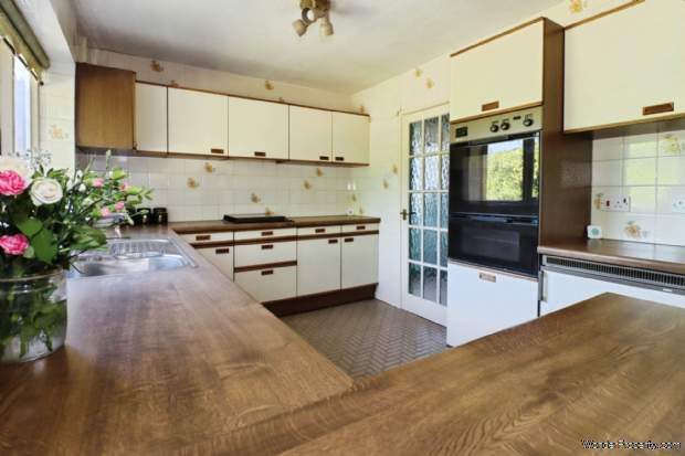 Additional Property Image 4 bedroom Detached for sale in Wirral 18