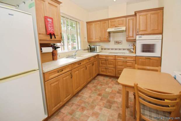 Additional Property Image 2 bedroom Flat for sale in Wirral 3