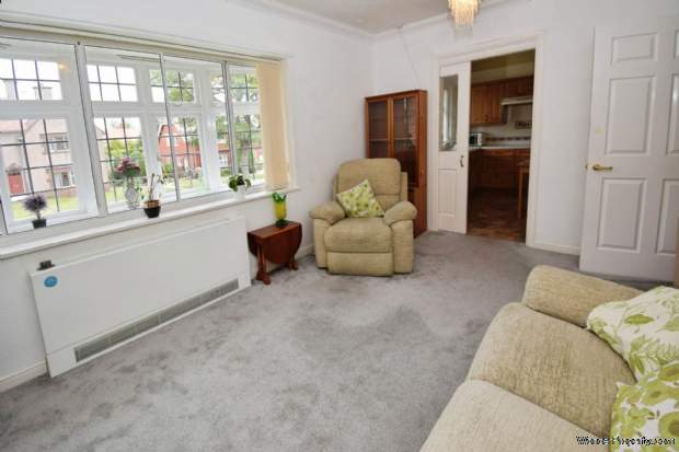 Additional Property Image 2 bedroom Flat for sale in Wirral 6