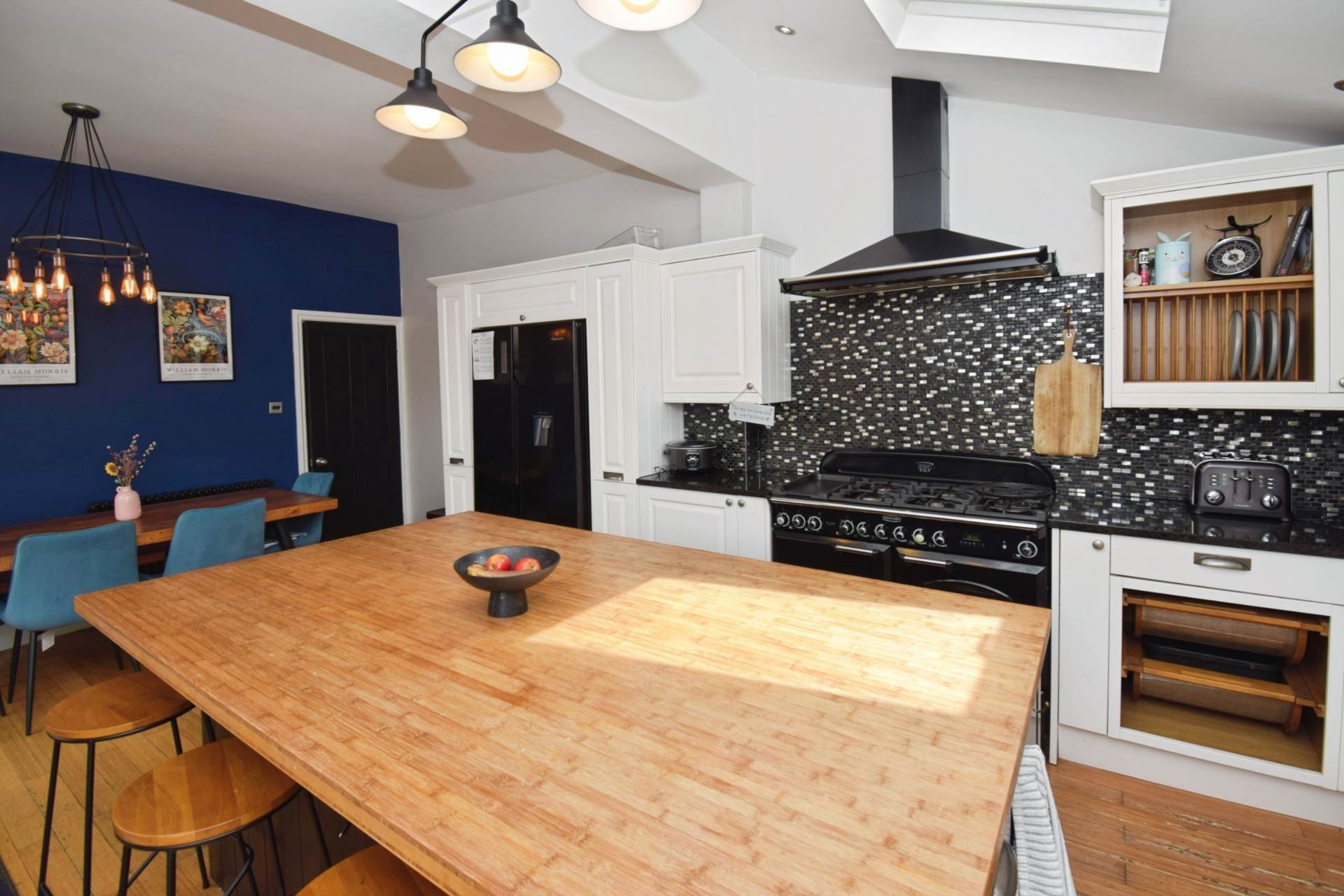 Additional Property Image 5 bedroom Semi Detached for sale in Birkenhead 11