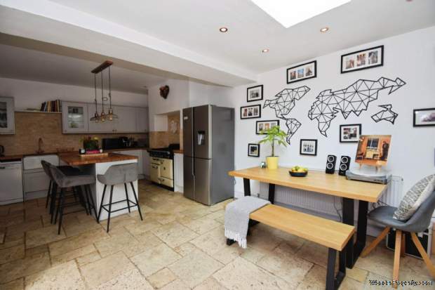 Additional Property Image 5 bedroom Semi Detached for sale in Birkenhead 20