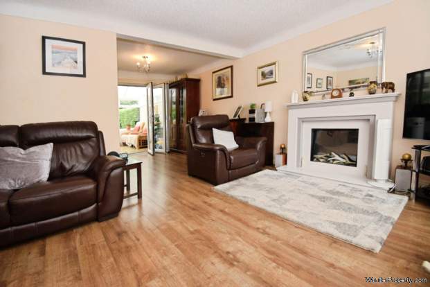 Additional Property Image 4 bedroom Detached for sale in Wirral 8