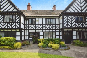 2 bedroom Terraced for sale in Wirral