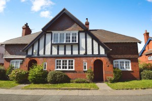 3 bedroom House for sale in Wirral