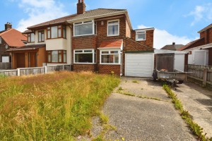 4 bedroom Semi Detached for sale in Prenton