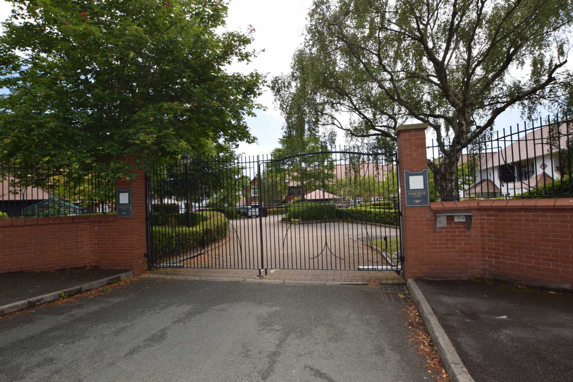 Additional Property Image 2 bedroom Flat for sale in Wirral 19