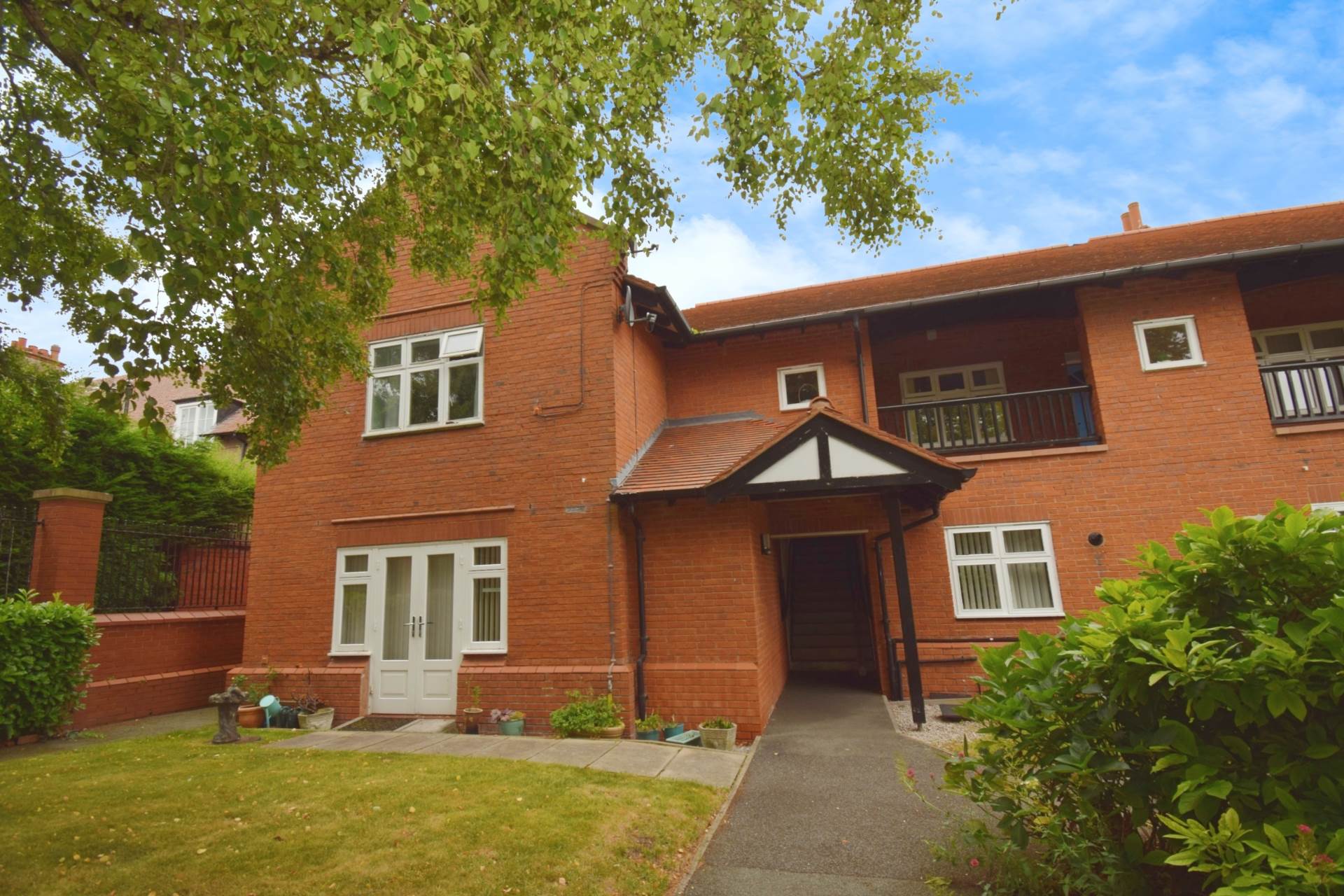Additional Property Image 2 bedroom Flat for sale in Wirral 20