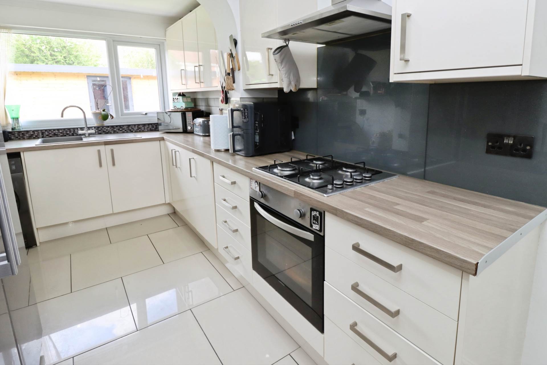 Additional Property Image 3 bedroom Semi Detached for sale in Wirral 9