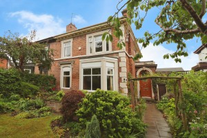 4 bedroom Semi Detached for sale in Birkenhead