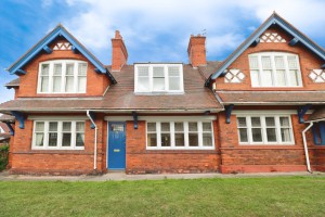 2 bedroom House to rent in Wirral