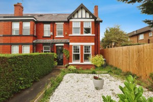 4 bedroom End of Terrace for sale in Wirral