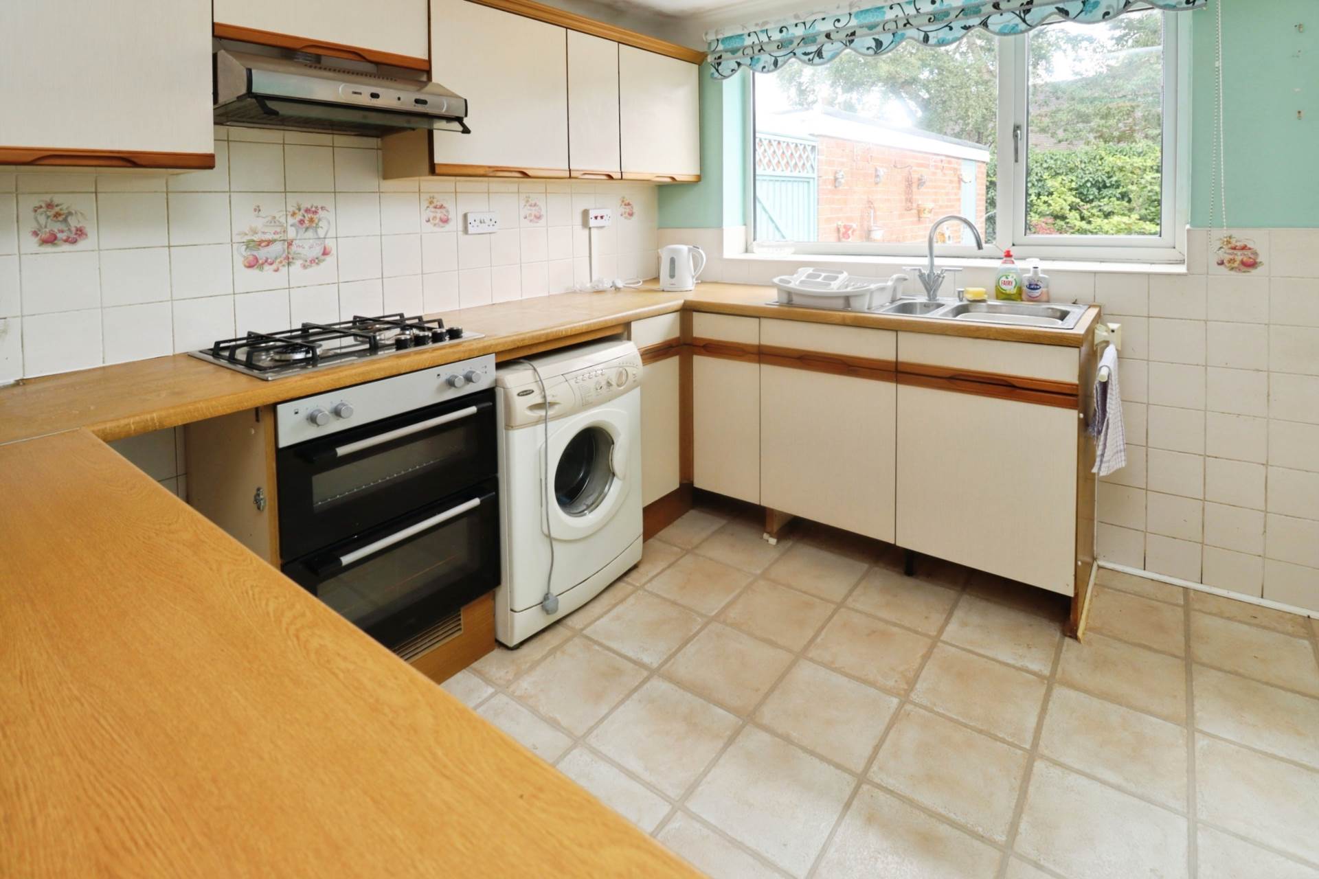 Additional Property Image 2 bedroom Semi Detached Bungalow for sale in Wirral 3