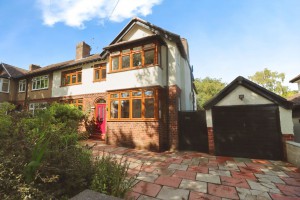 5 bedroom Semi Detached for sale in Wirral