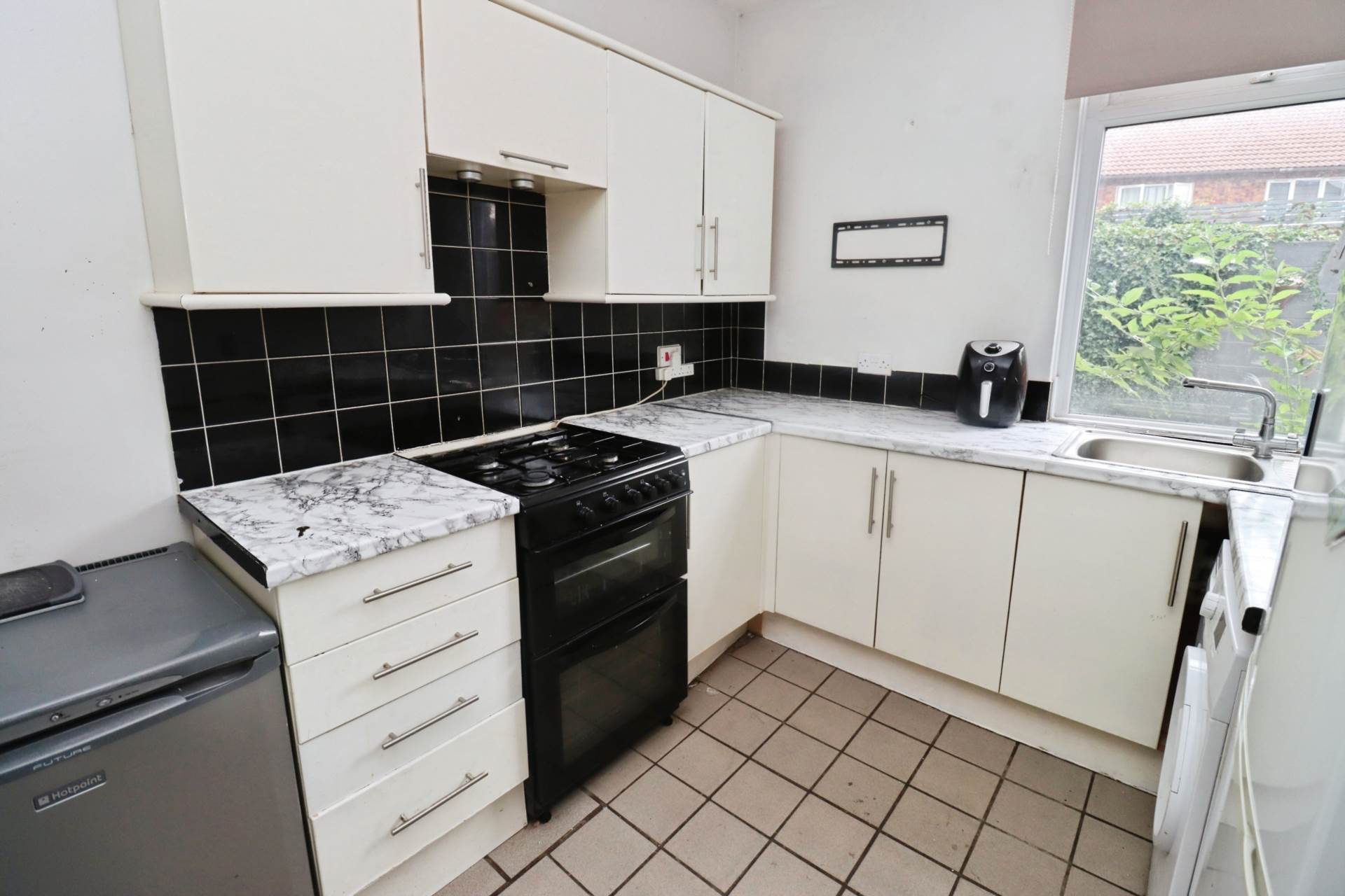 Additional Property Image 2 bedroom Terraced for sale in Birkenhead 9