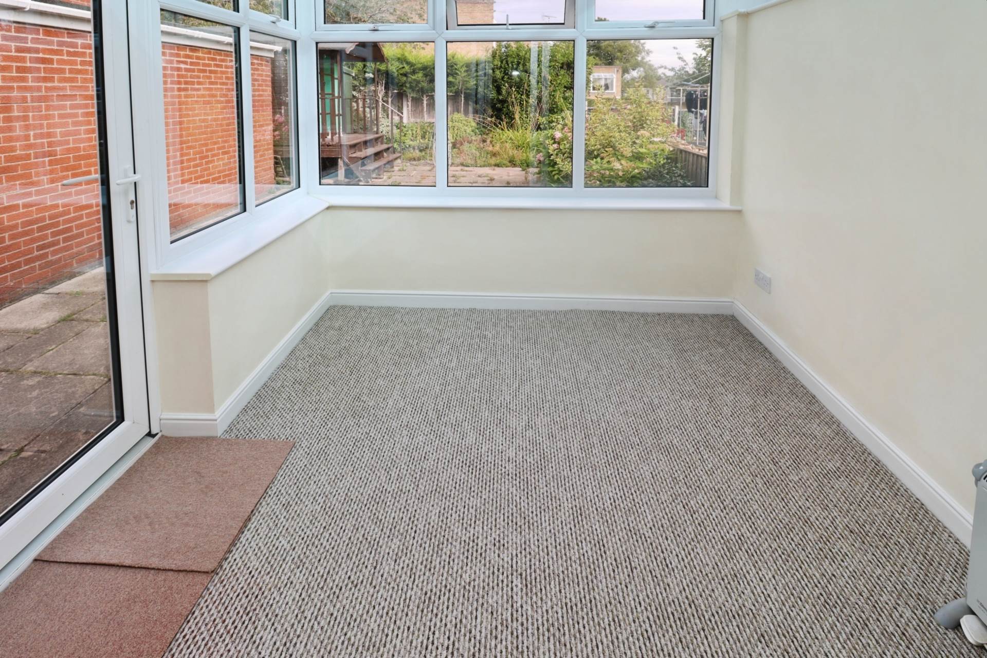 Additional Property Image 2 bedroom Semi Detached Bungalow for sale in Wirral 14