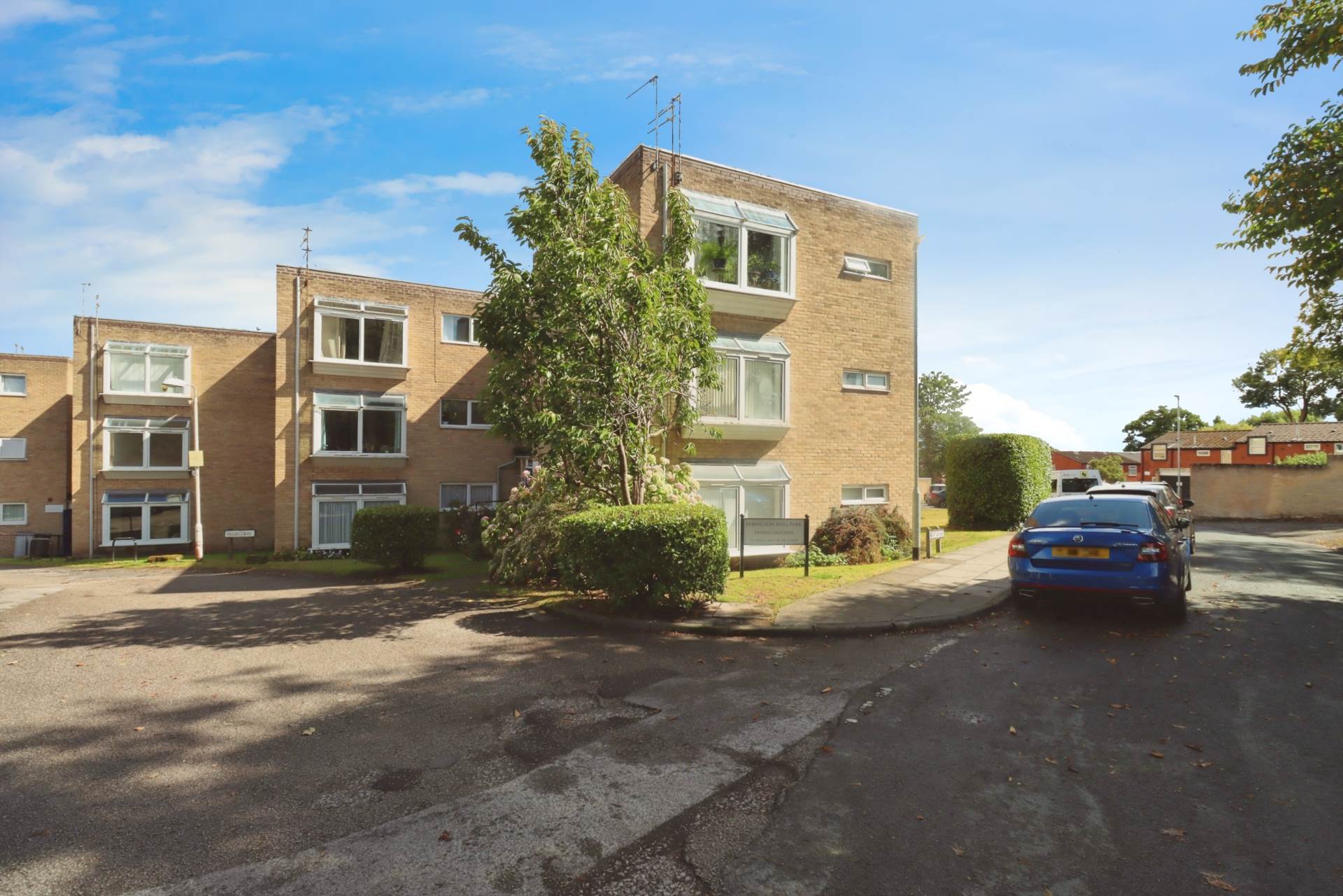 1 bedroom Flat for sale in Wirral