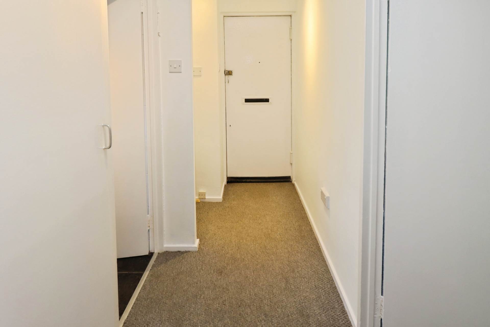 Additional Property Image 1 bedroom Flat for sale in Wirral 4