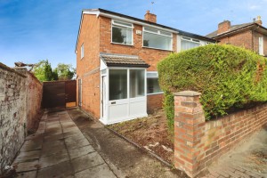 3 bedroom Semi Detached to rent in Wirral