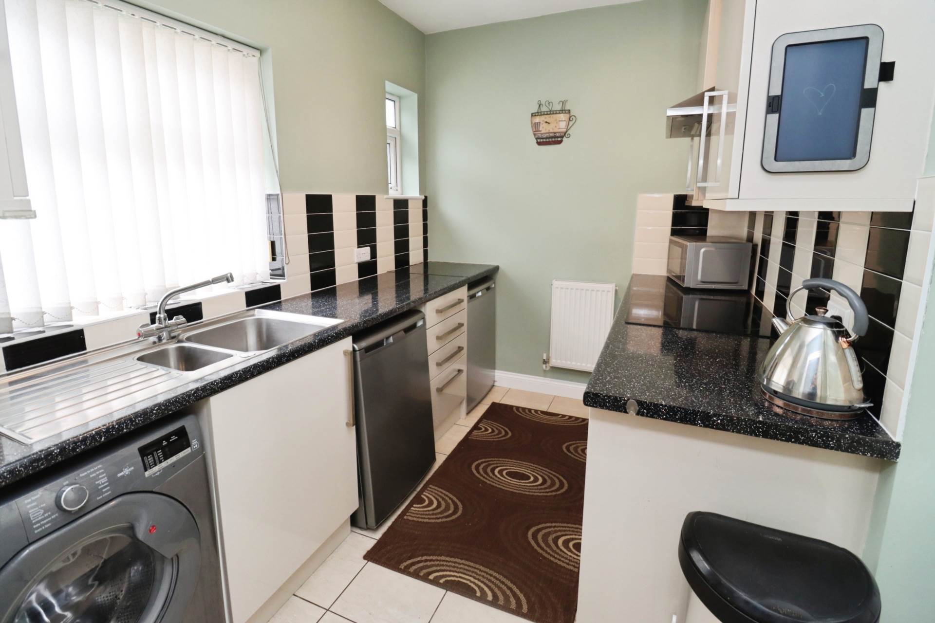 Additional Property Image 2 bedroom Semi Detached Bungalow for sale in Wirral 11