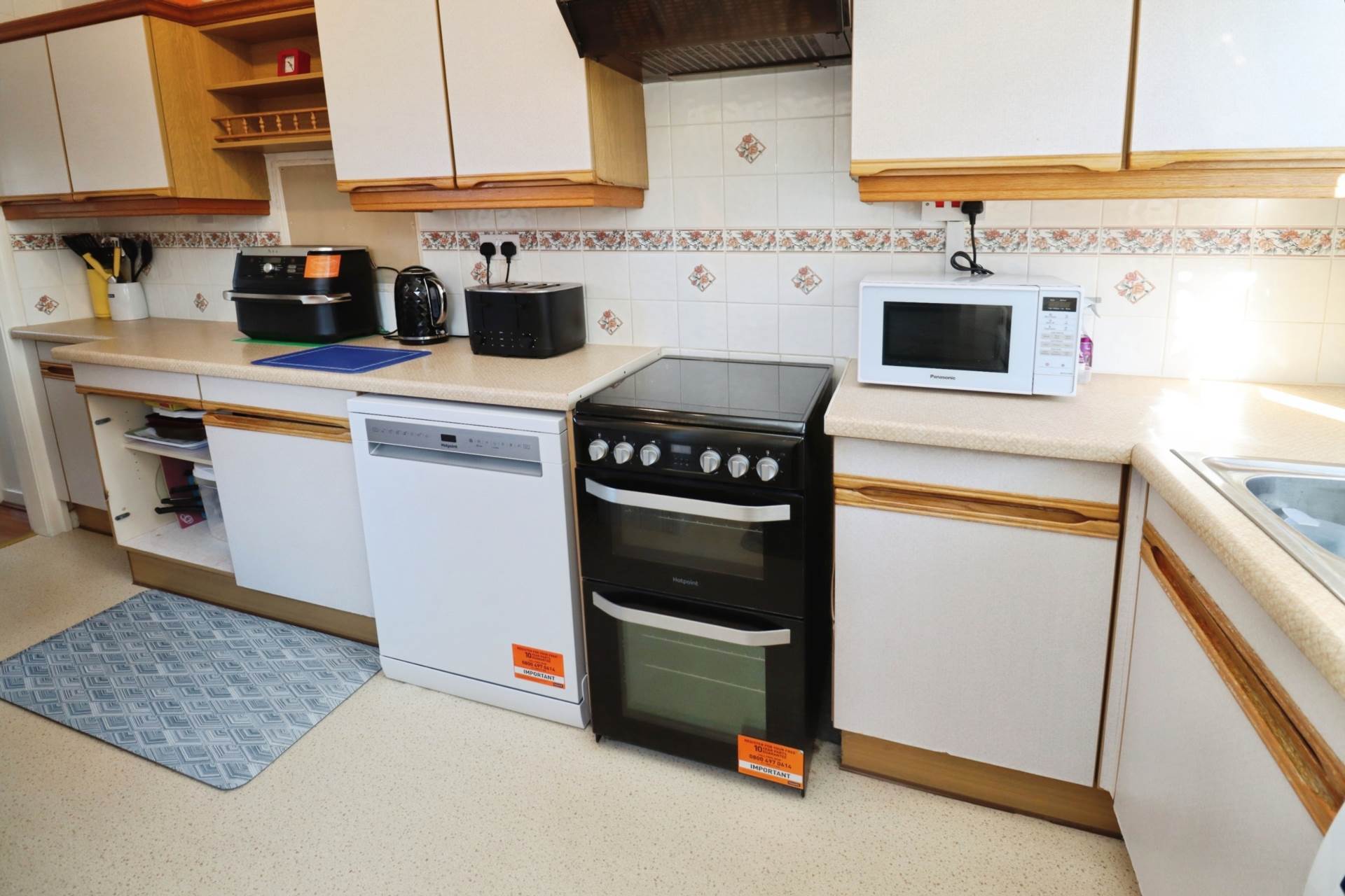 Additional Property Image 3 bedroom Semi Detached for sale in Prenton 9