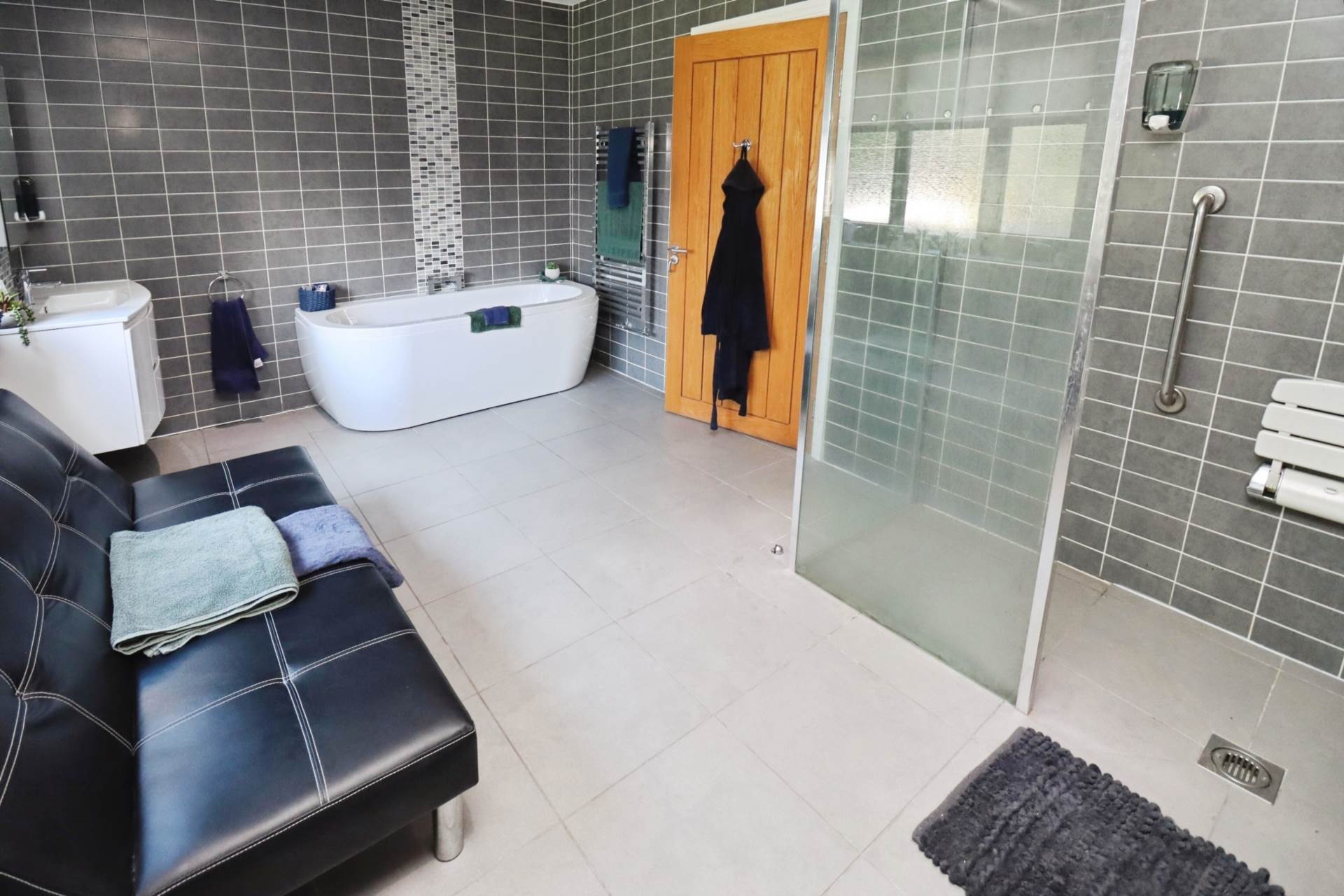 Additional Property Image 6 bedroom Detached for sale in Prenton 19