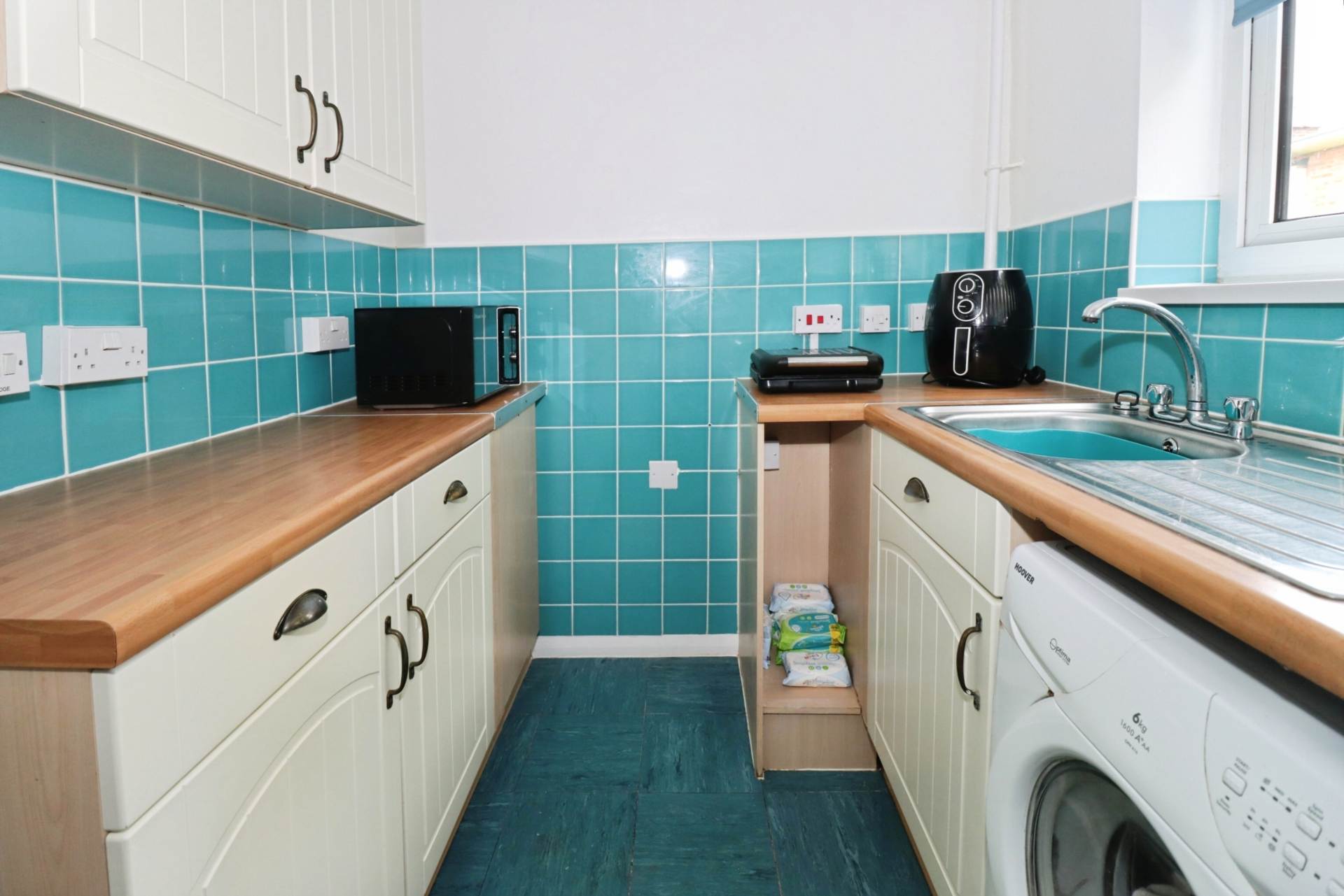 Additional Property Image 2 bedroom Flat for sale in Wirral 4
