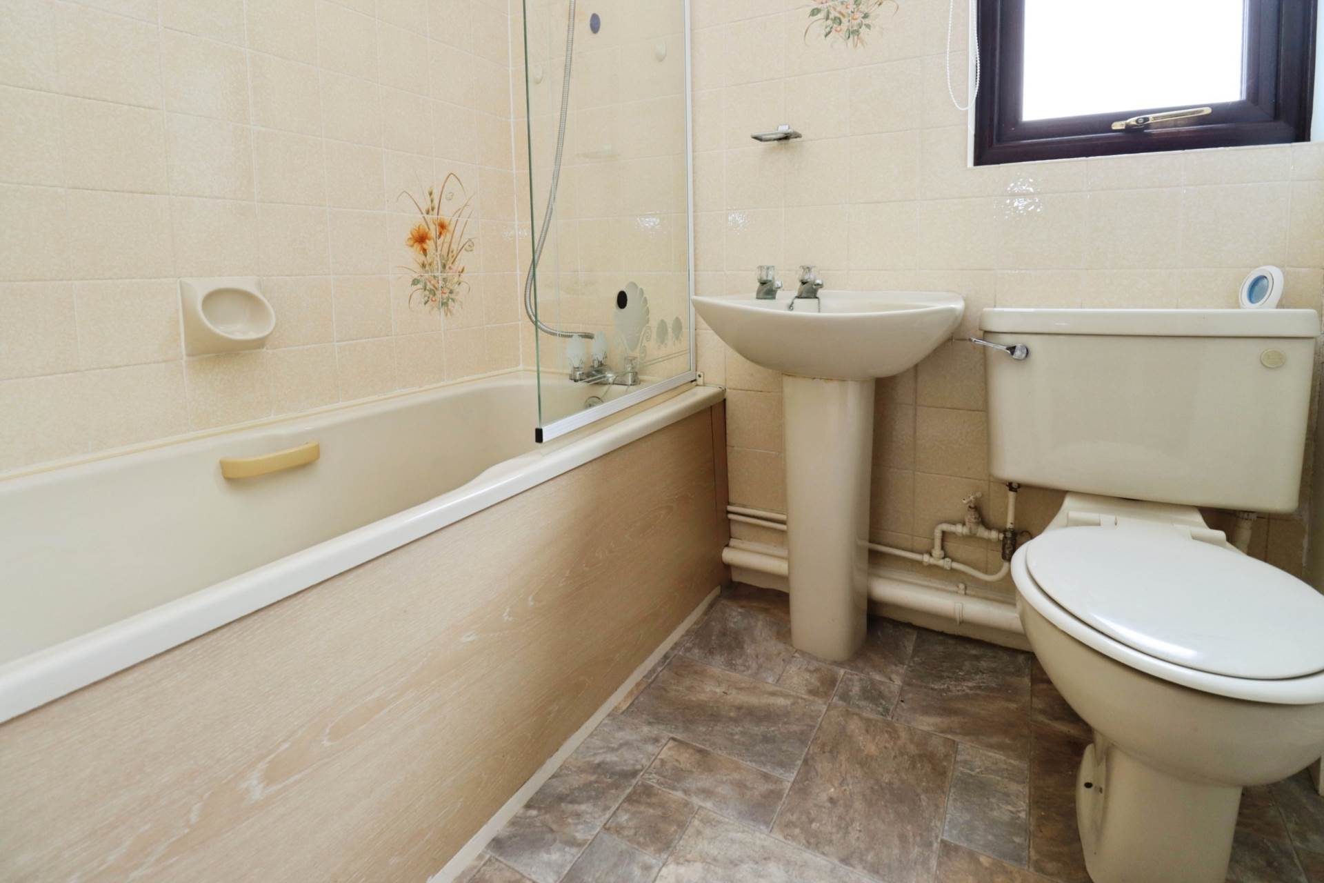 Additional Property Image 3 bedroom Detached Bungalow for sale in Wirral 17
