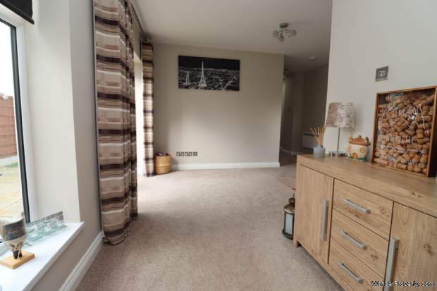 Additional Property Image 5 bedroom Semi Detached for sale in Wirral 15