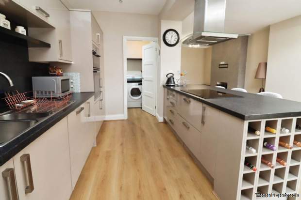 Additional Property Image 5 bedroom Semi Detached for sale in Wirral 14