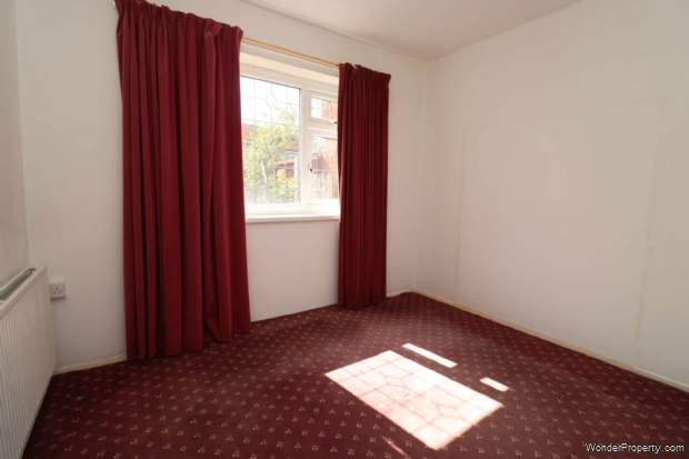 Additional Property Image 3 bedroom Semi Detached for sale in Neston 4