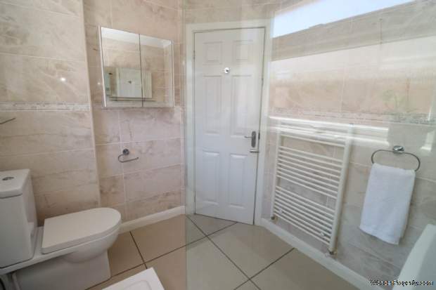 Additional Property Image 2 bedroom Bungalow for sale in Wirral 19