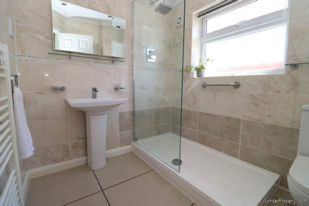 Additional Property Image 2 bedroom Bungalow for sale in Wirral 20