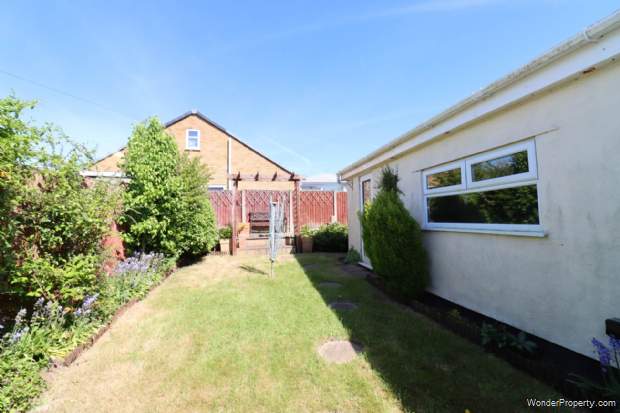 Additional Property Image 2 bedroom Bungalow for sale in Wirral 14