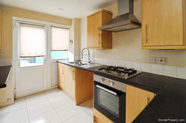 Additional Property Image 3 bedroom Terraced for sale in Ellesmere Port 2