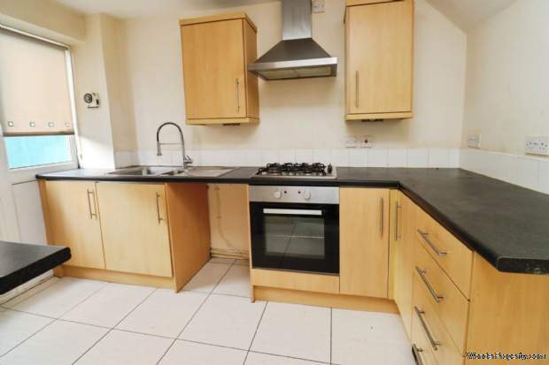 Additional Property Image 3 bedroom Terraced for sale in Ellesmere Port 6