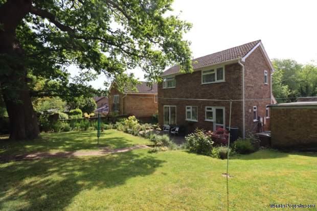 Additional Property Image 3 bedroom Detached for sale in Wirral 2