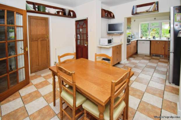 Additional Property Image 2 bedroom Detached Bungalow for sale in Wirral 4