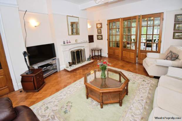 Additional Property Image 2 bedroom Detached Bungalow for sale in Wirral 6