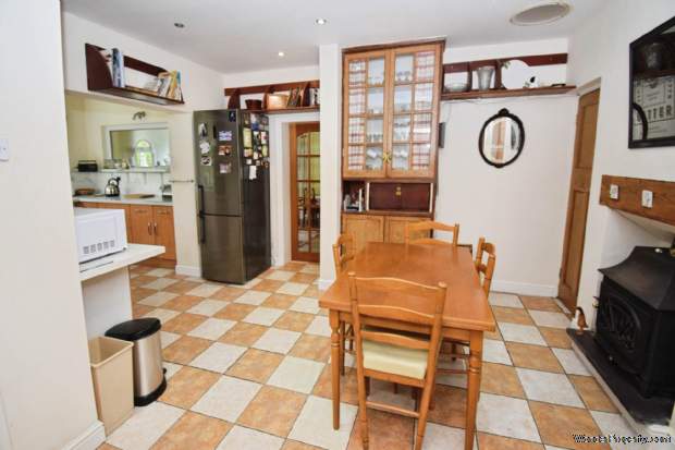 Additional Property Image 2 bedroom Detached Bungalow for sale in Wirral 9