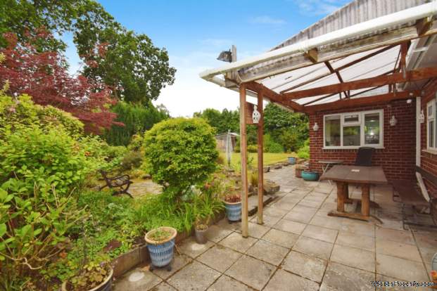 Additional Property Image 2 bedroom Detached Bungalow for sale in Wirral 16