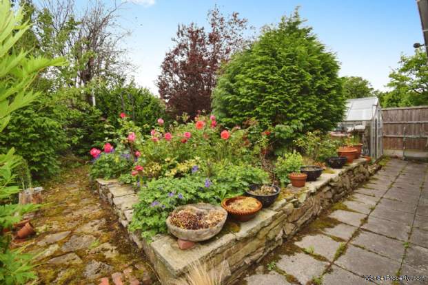 Additional Property Image 2 bedroom Detached Bungalow for sale in Wirral 17