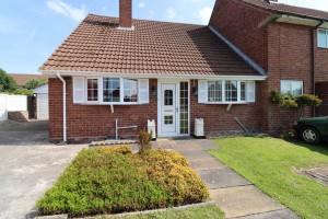 2 bedroom End of Terrace for sale in Wirral