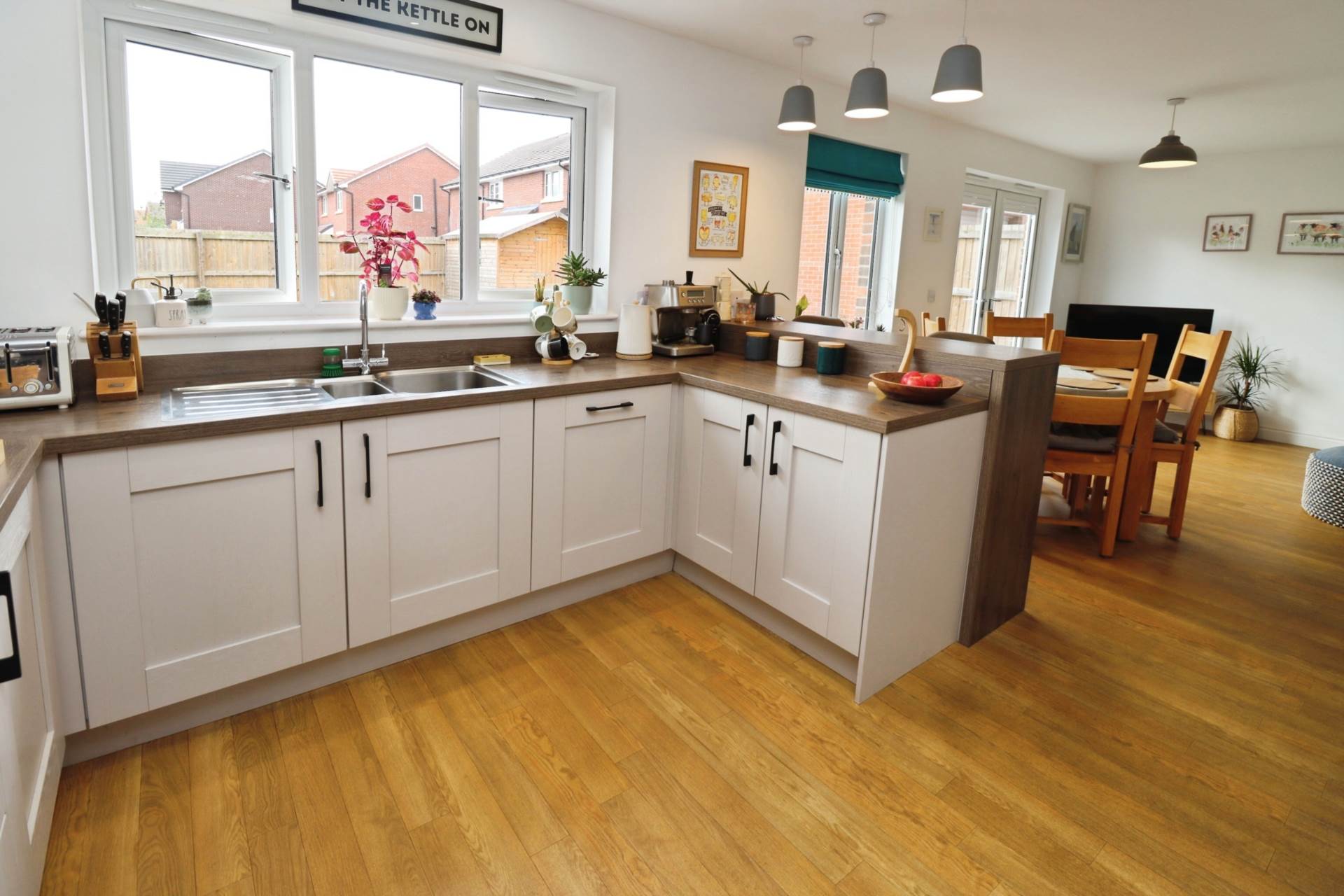 Additional Property Image 4 bedroom Detached for sale in Ellesmere Port 9