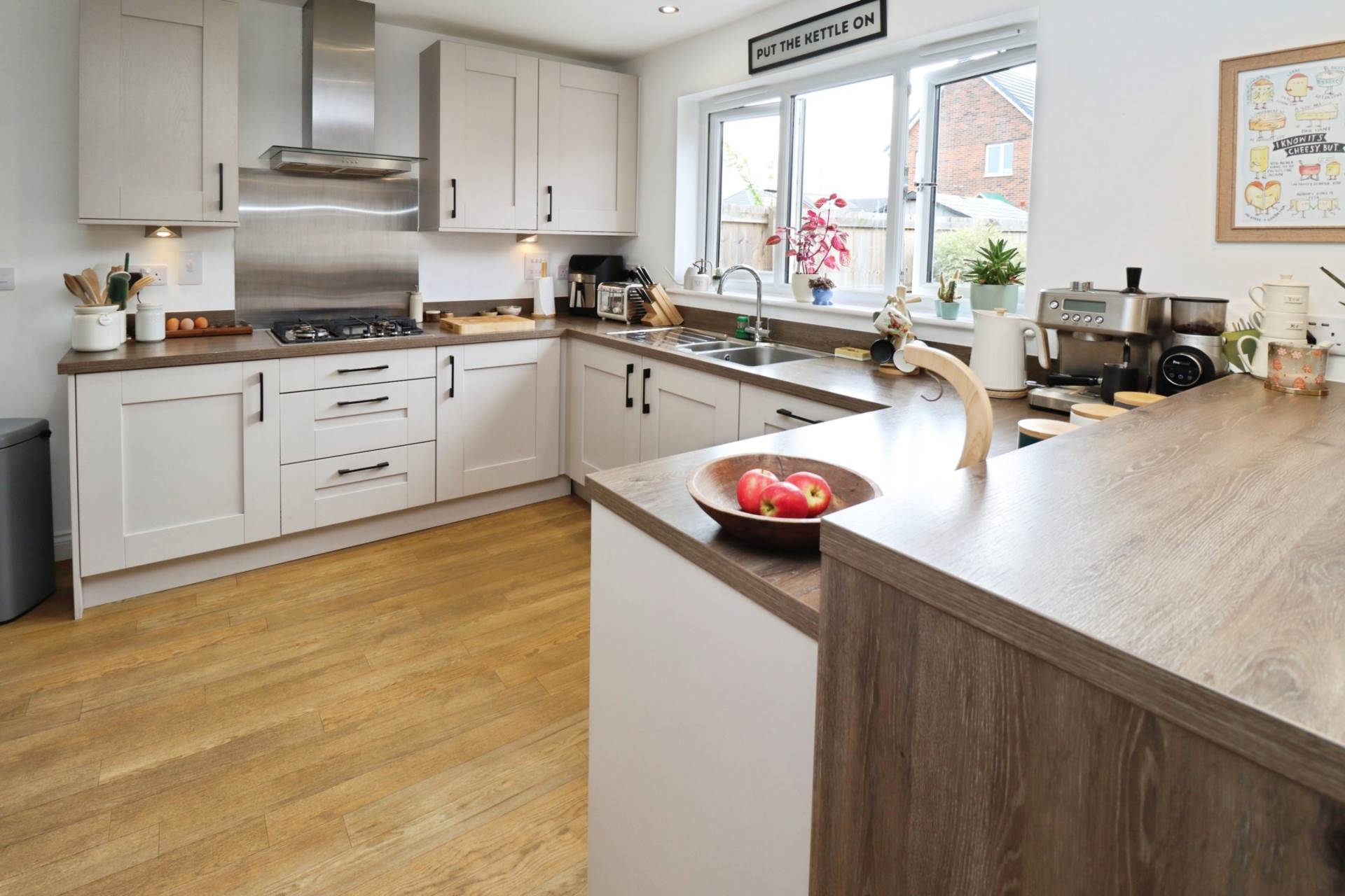 Additional Property Image 4 bedroom Detached for sale in Ellesmere Port 11