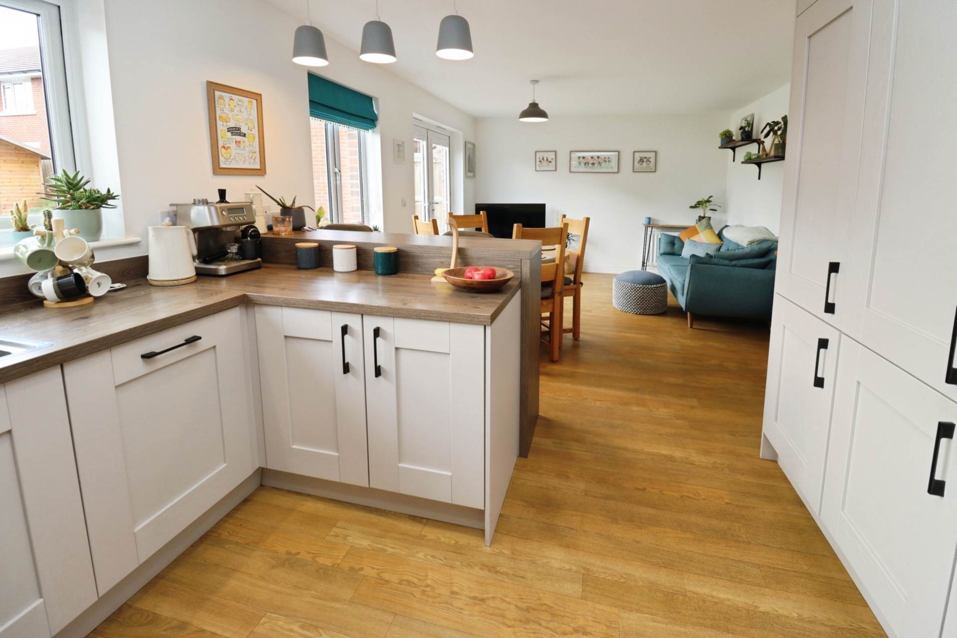 Additional Property Image 4 bedroom Detached for sale in Ellesmere Port 14