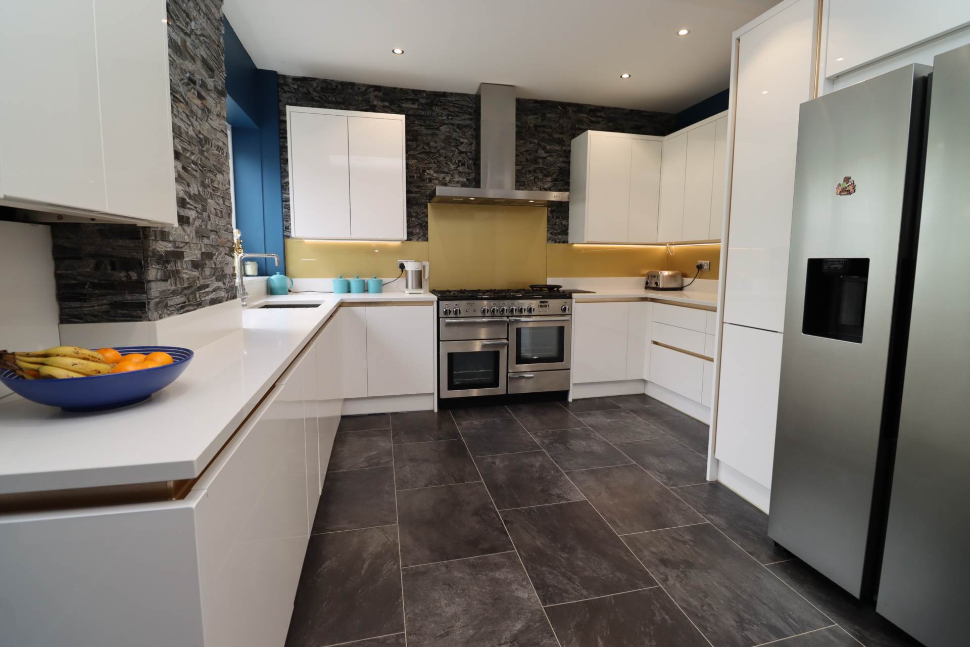 Additional Property Image 4 bedroom Semi Detached for sale in Ellesmere Port 13