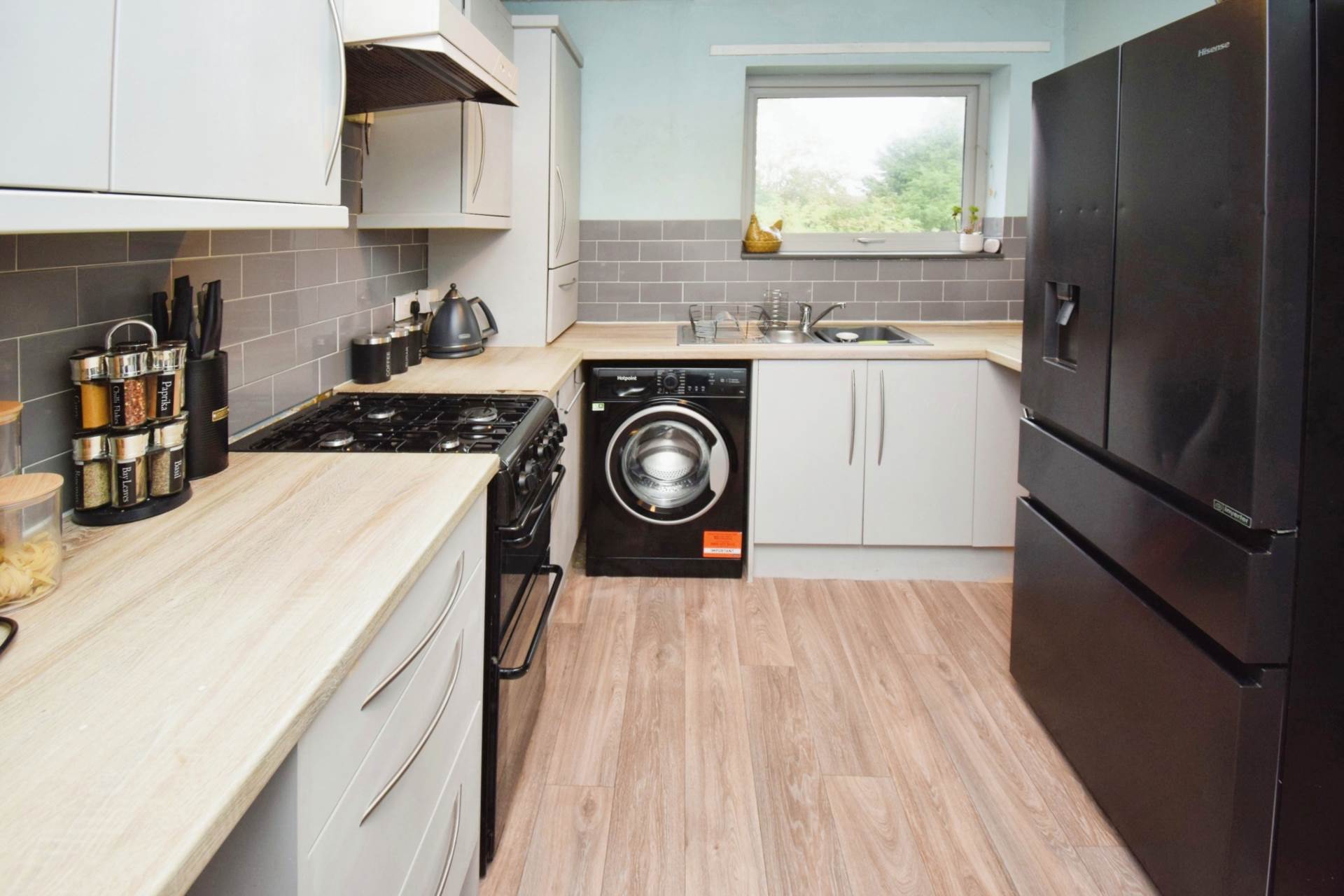 Additional Property Image 2 bedroom Flat for sale in Wirral 4