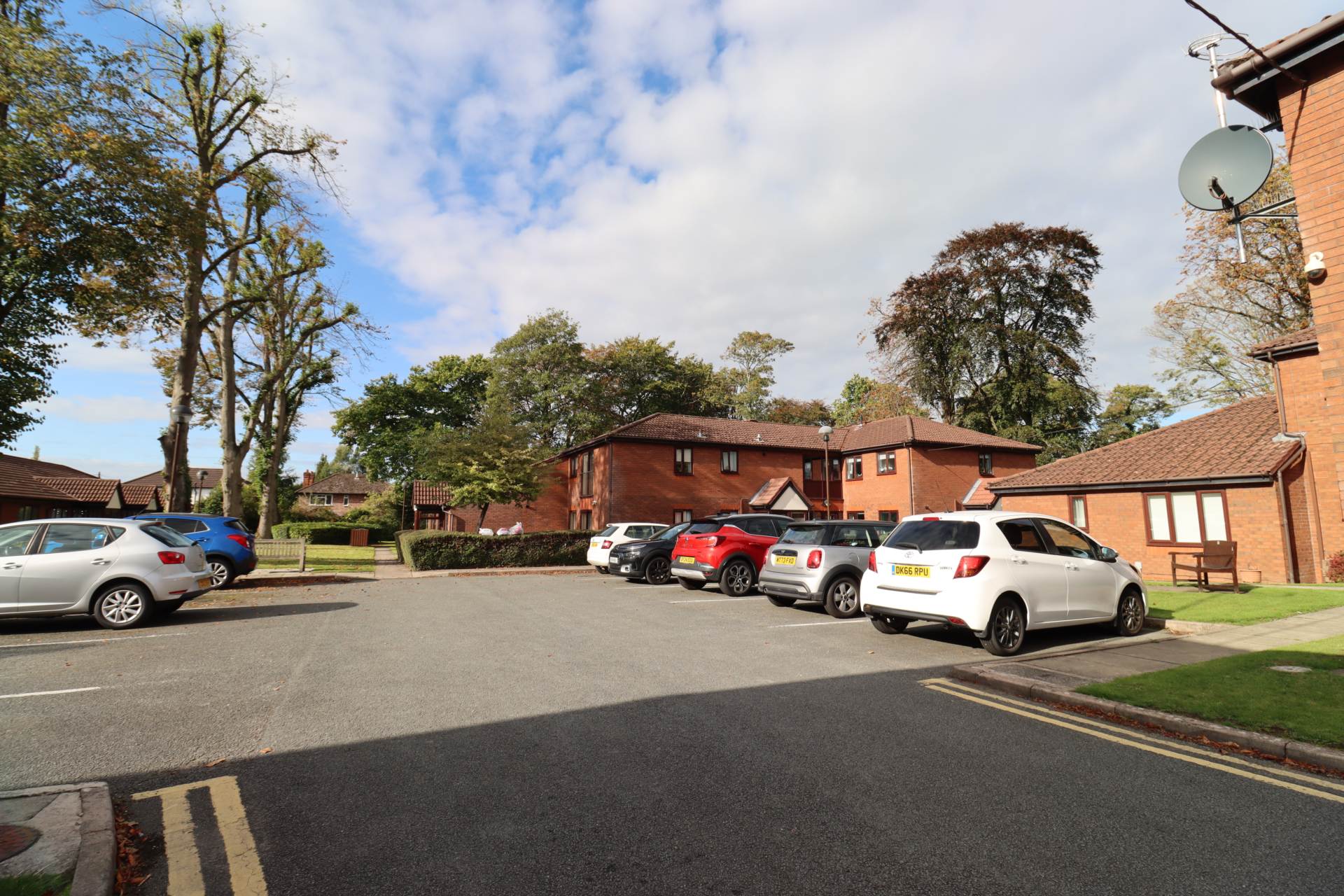 Additional Property Image 2 bedroom Apartment for sale in Wirral 3