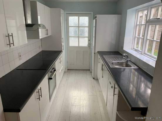 Additional Property Image 3 bedroom Detached to rent in Baldock 7